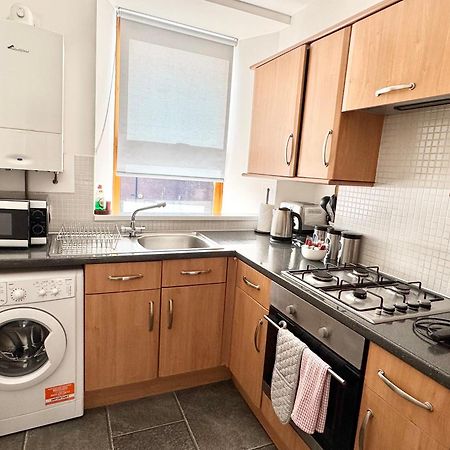אינברנס Riverside Townhouse מראה חיצוני תמונה